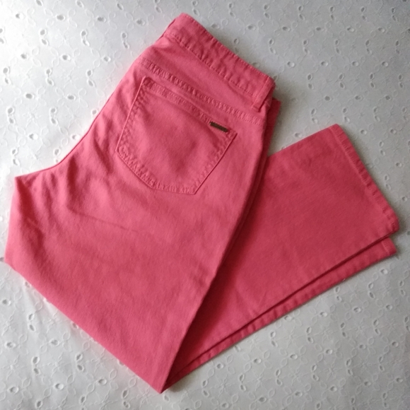 Jennifer Lopez Denim - Jennifer Lopez Cropped Jeans Coral Pink  Size 8